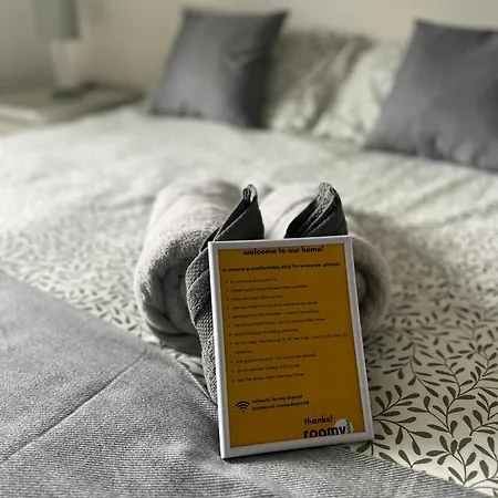 Gasthuis Cozy Bedroom In Convenient Area